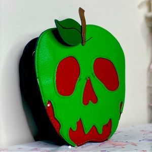 🍎 Poison Princess bag 🍏